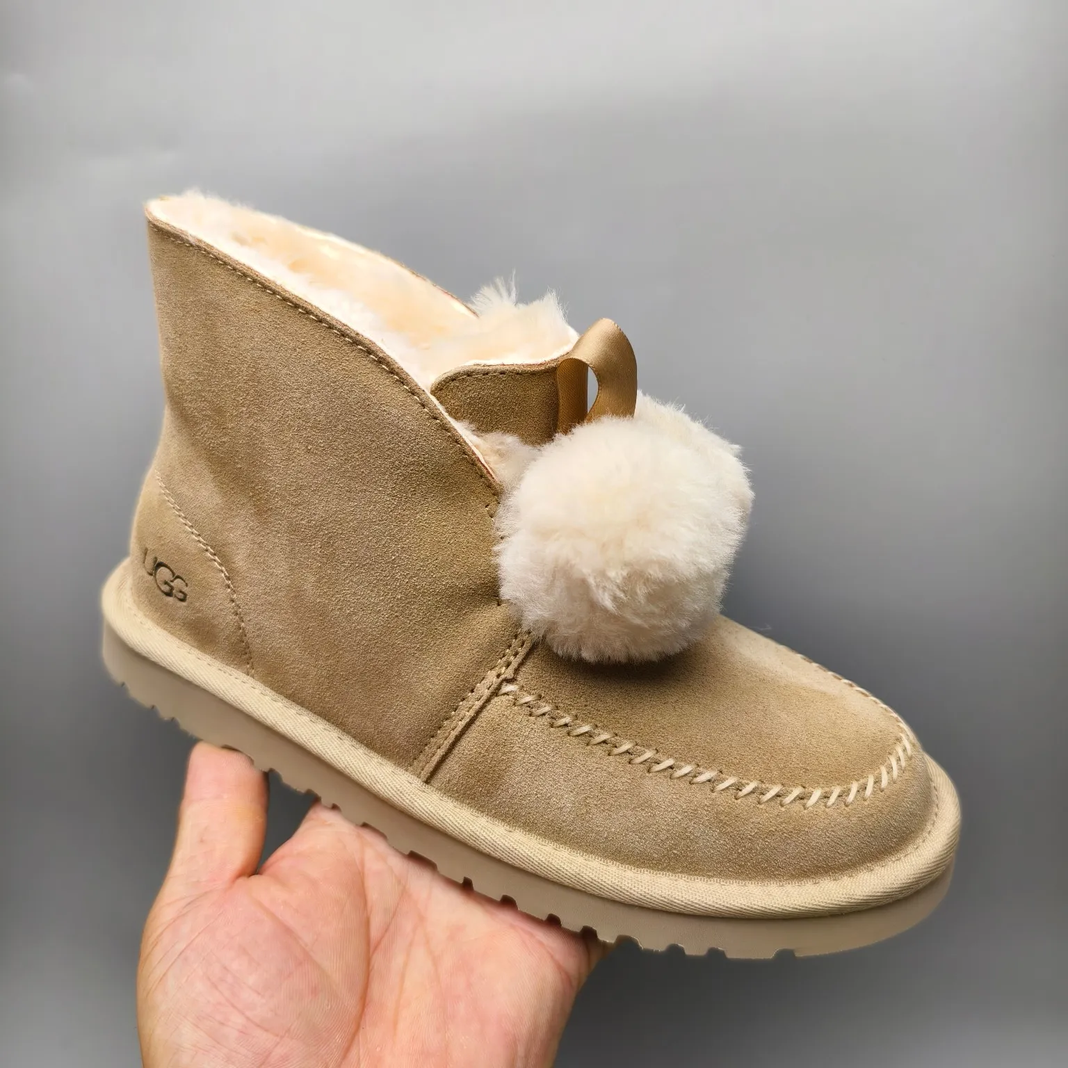 💰560 UGG sheepskin all-in-one snow boots 3517 double fur ball Kailin casual shoes Color: Maroon Sand Matching size: 35-40